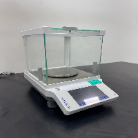 Mettler Toledo Analytical Scale image 0